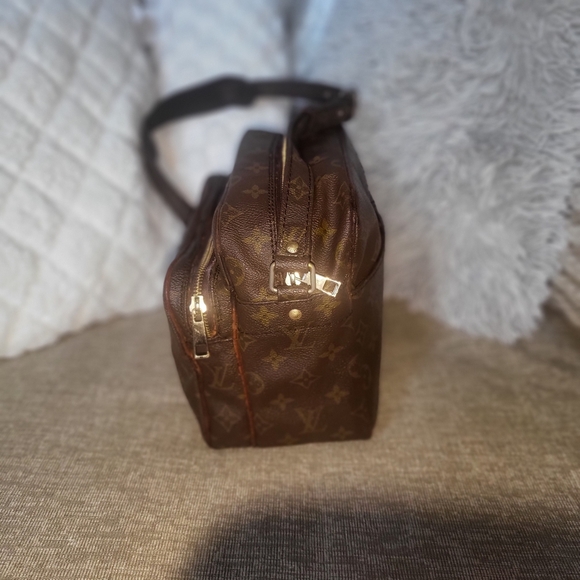 Vintage Louis Vuitton Nile Shoulder Monogram Canvas !!! - Picture 4 of 12